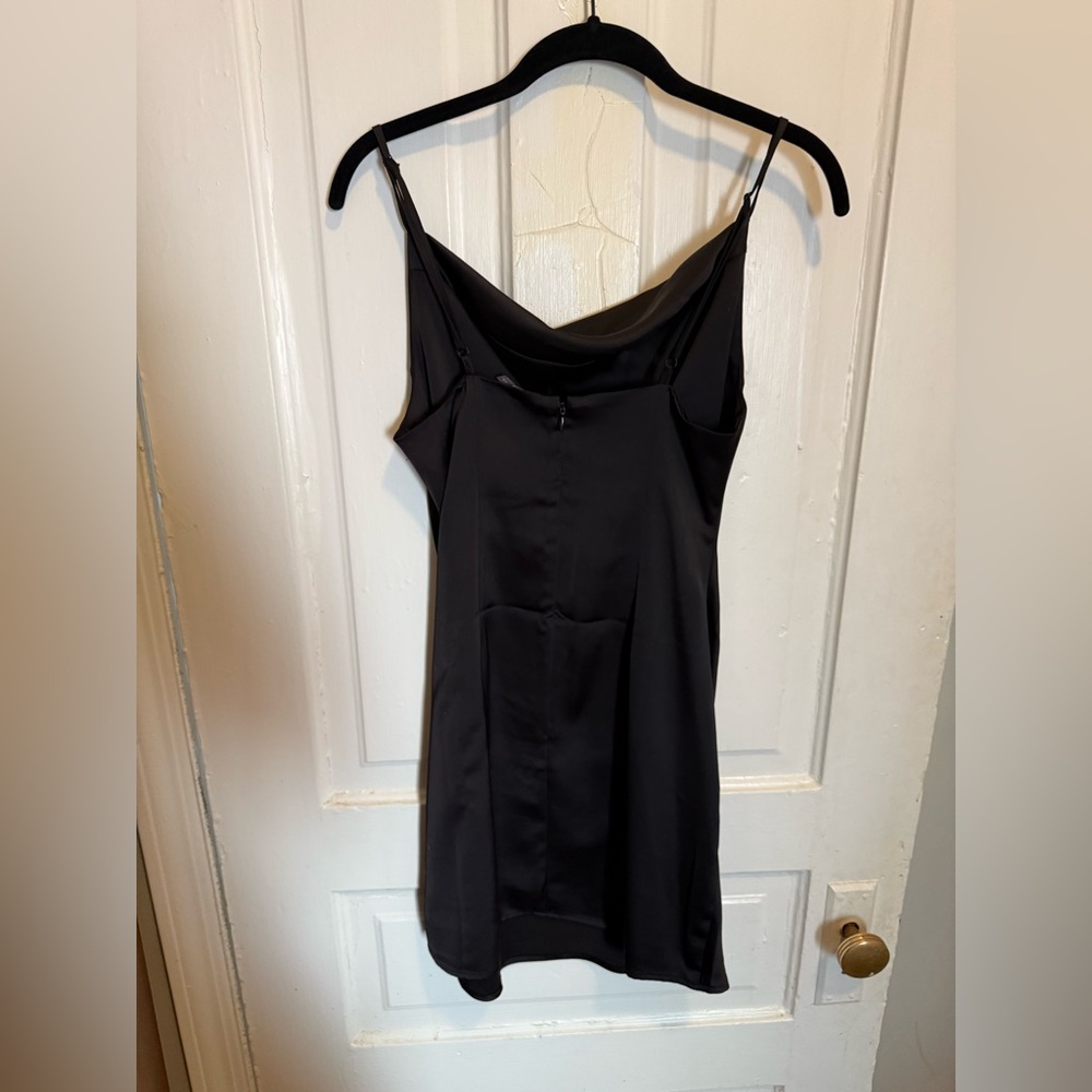 Elegant Black Sleeveless Dress